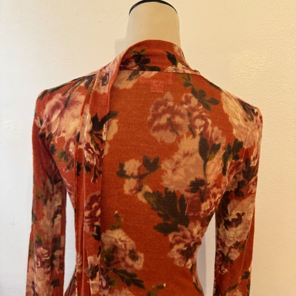 LOFT Red-Orange Floral Sweater with Neck Tie – Size S - Picture 5 of 6